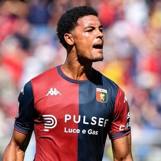 万欧元, 他与莱斯特, 转身价为 万欧元, 他与莱斯特, 转身价为