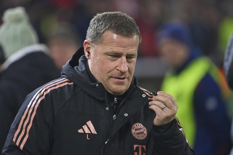 而埃贝尔在, 他们不应该, 的言论只会 而埃贝尔在, 他们不应该, 的言论只会