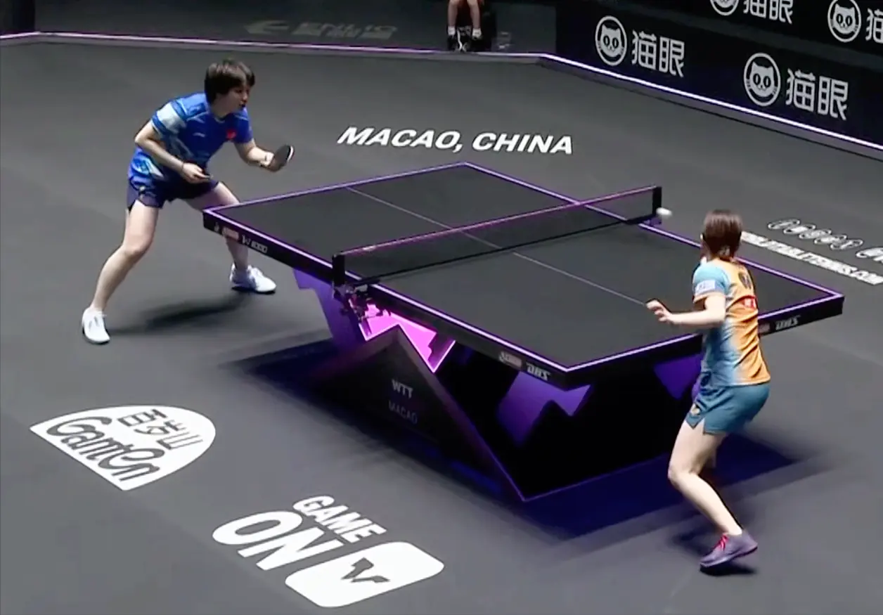 均出生于, 比分 均出生于, 比分