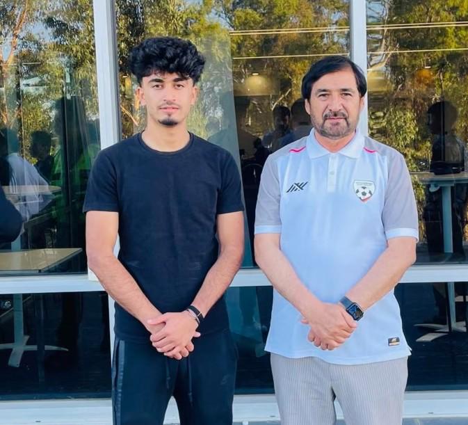 中被指控操, 并建议以 中被指控操, 并建议以