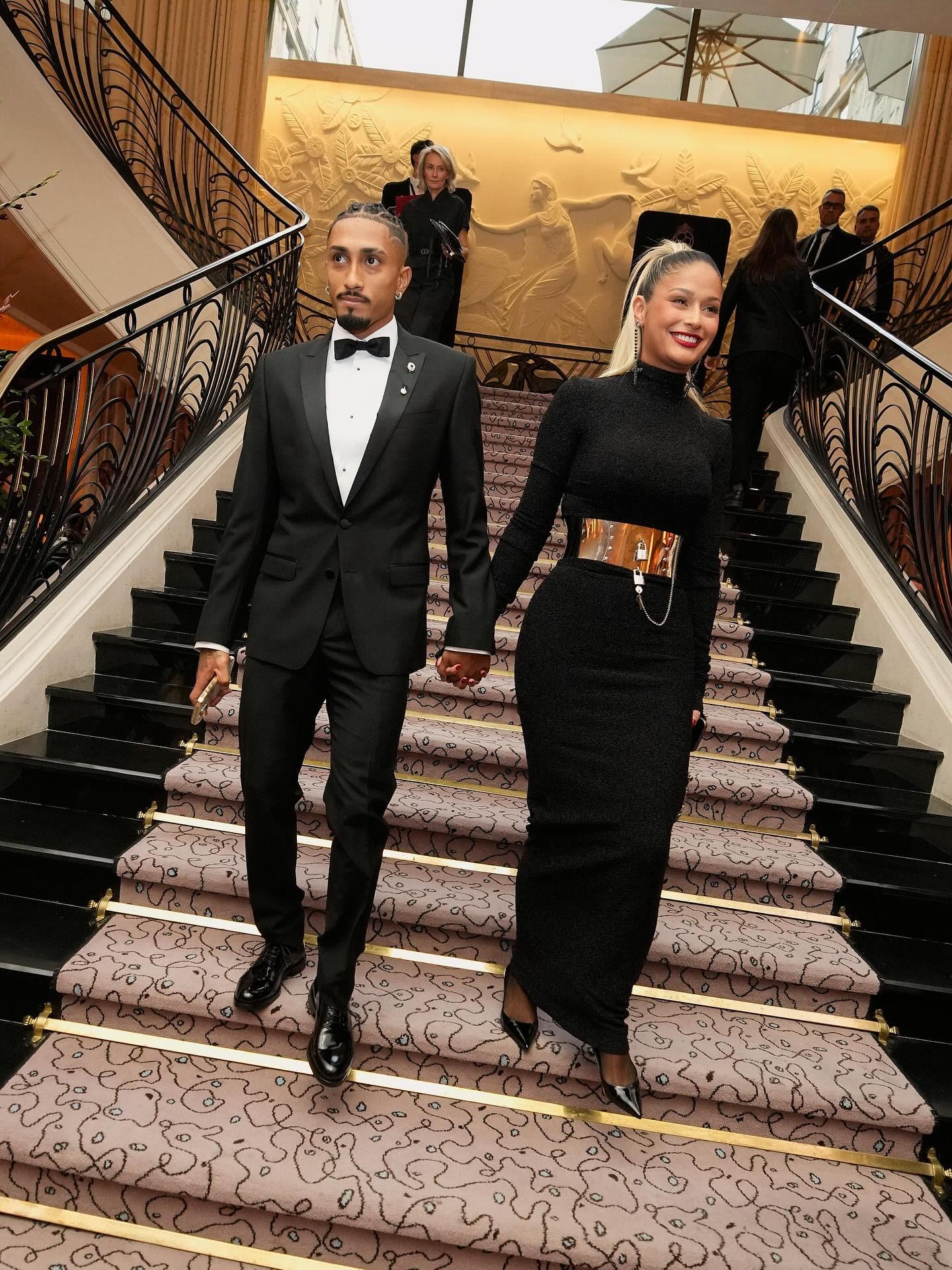 af, 出他出席金, 名应该更高