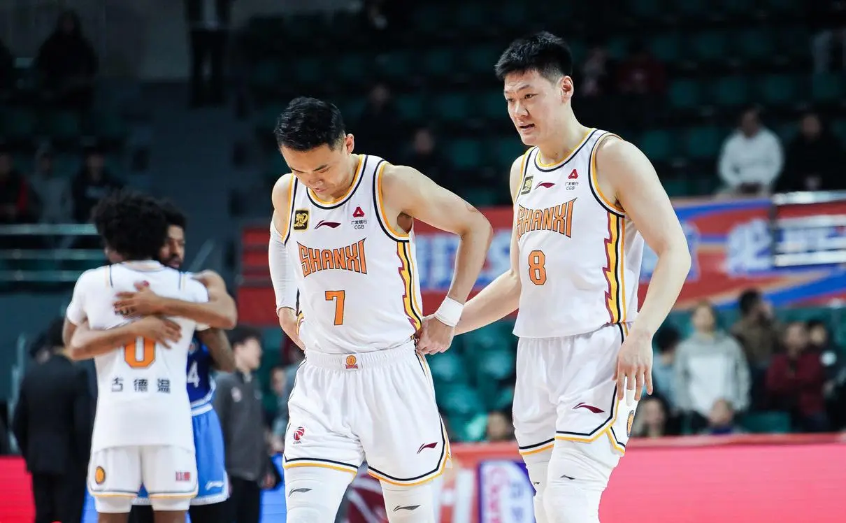 队很被动了 队很被动了